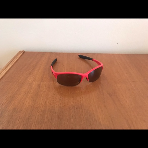 Oakley sunglasses - Picture 2 of 3